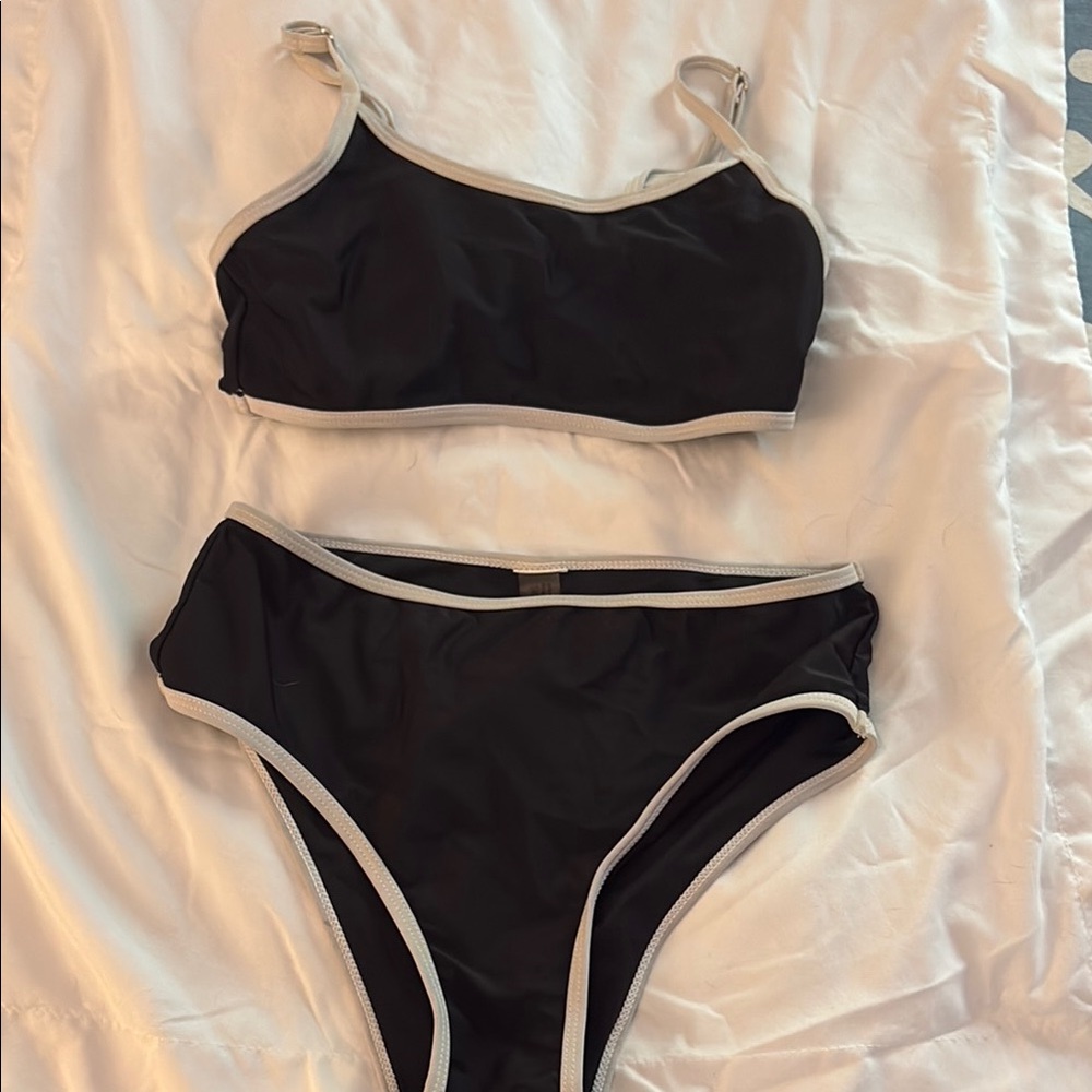 Amazon Black and White Bikini Set Sporty Bralette Style